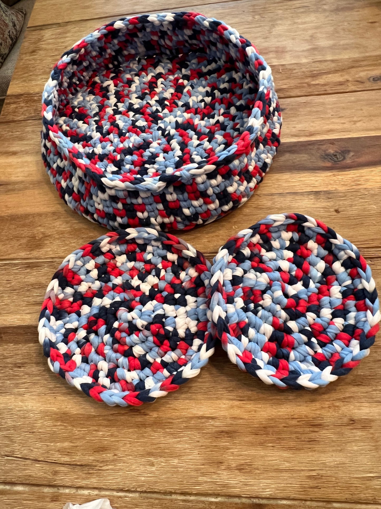 Red, White & Blue Basket with 2 Trivets